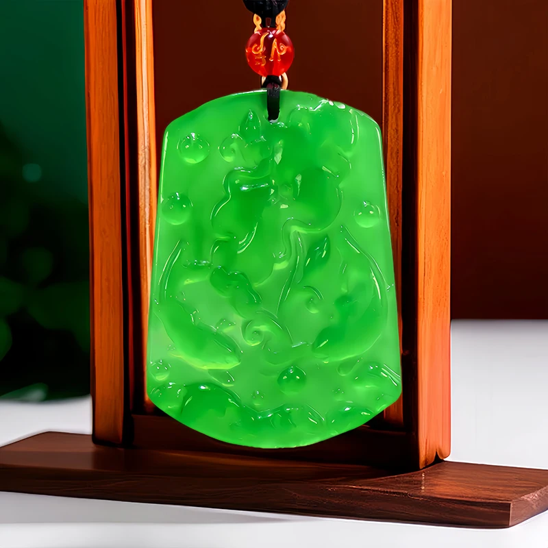

Green Real Jade Lotus Pendant Necklace Chinese Charm Carved Jewelry Natural Designer Stone Talismans Gift Men Accessories