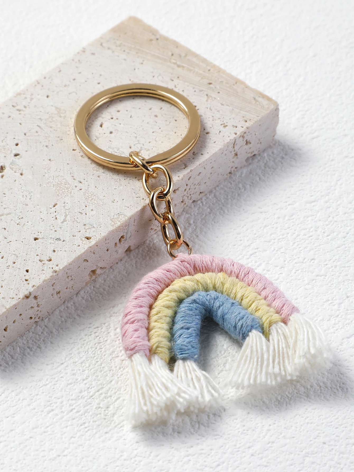 

Handmade Keychains Rainbow Key Holder Boho Macrame Key Chains Cute Car Key Ring Bag Charm Keychain Accessories Gifts for Girls