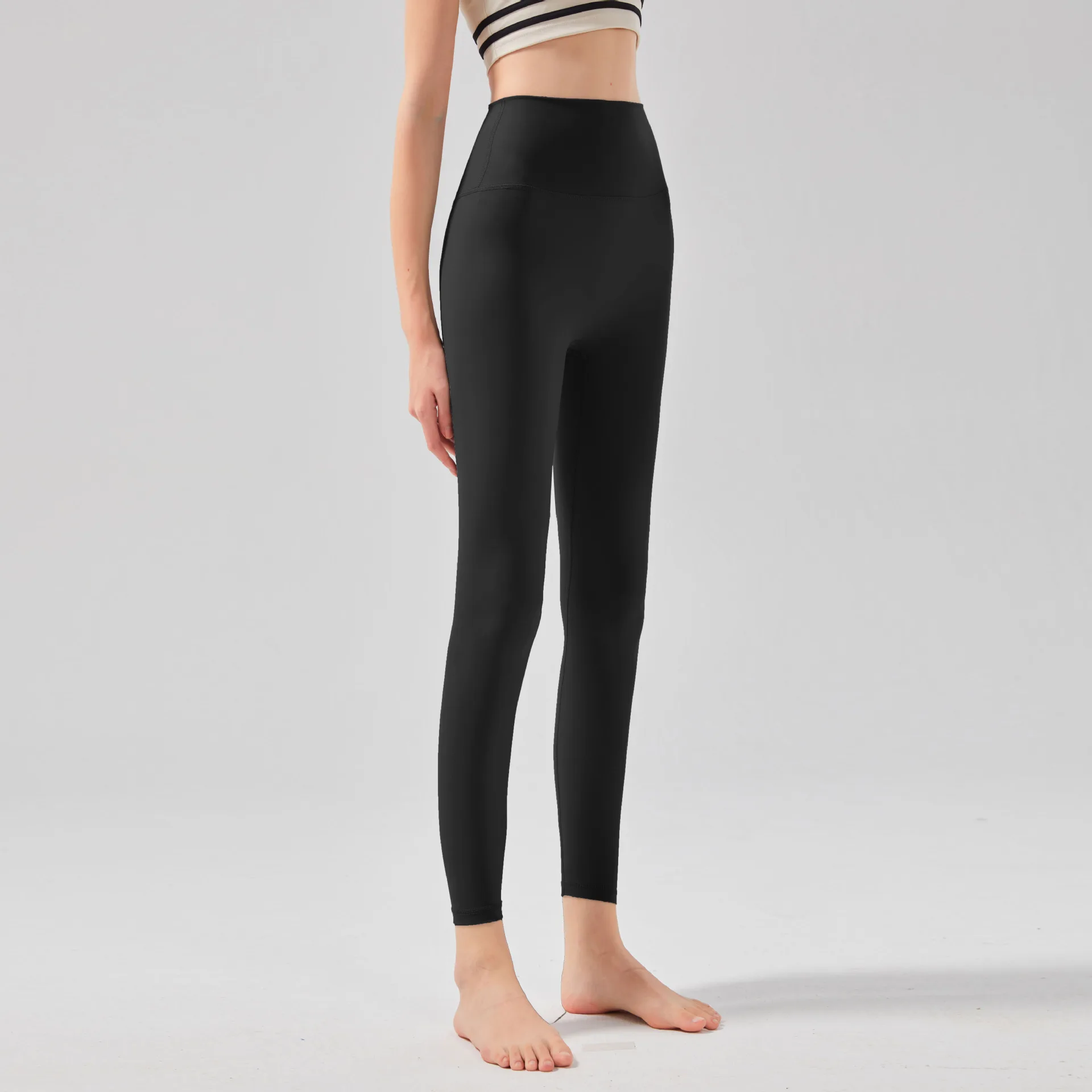Bare Feeling No Trace No Embarrassment Line Buttocks Sports Fitness Cycling High Waist Lift Buttocks Tight Yoga Pants Women Gym 5