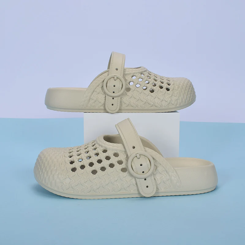 Summer Women's Trendy Anti-Slip Soft Soled Breathable Flat Sandals