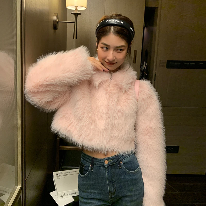Winter Warm Short Cut Faux Fur Coats Women Long Sleeves Turn Down Collar Sweet Girls Pink Faux Fur Coat
