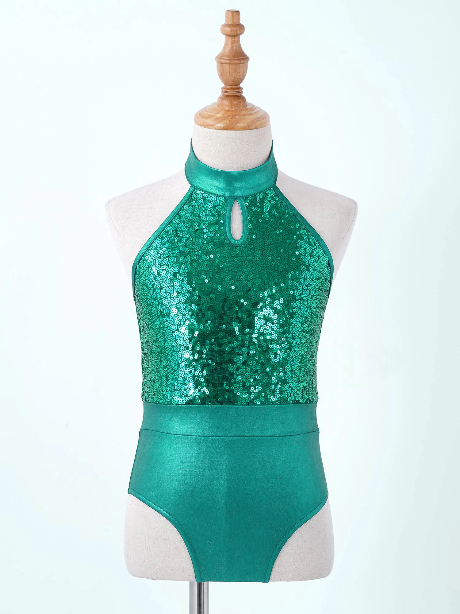 Рисунок 3 - Балетное трико без рукавов с блестящими