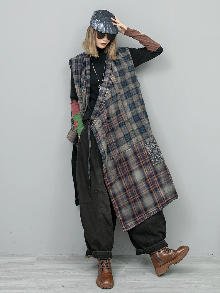 

New Women's Retro Worn Plaid Old Cloth Quilted Asymmetric Loose Vest Sleeveless V-neck Streetwear Patchwork Jacket Outerwear