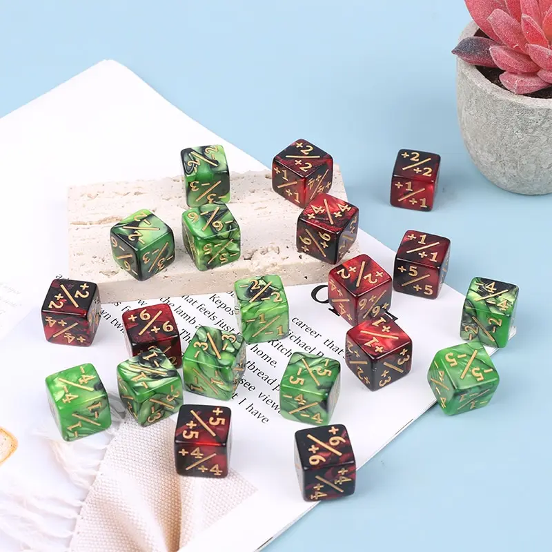 1PC Green Red 16mm 6 Side Counting Dice +1/-1 Dice Kids Toy For Magic Gathering Game Counting Counters