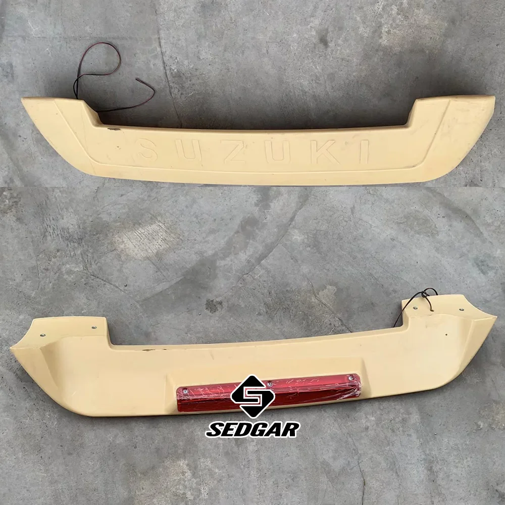 Spoiler Posteriore Per Suzuki Vitara/Grand Vitara 2001-2024 - Nero Lucido, Adesivo 3M, Universale
