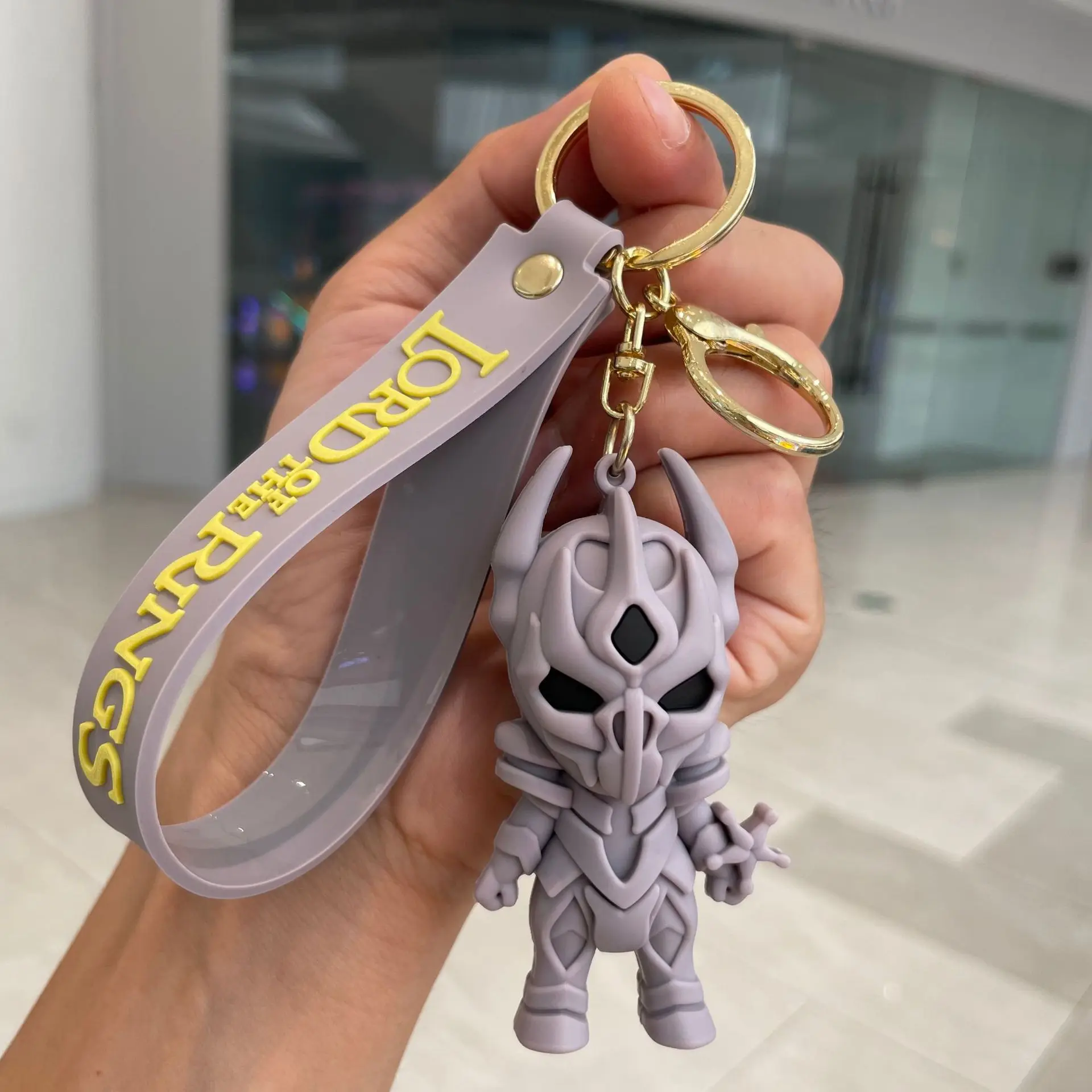 Movie Lord of The Finger Rings Keychain Anime Doll Figure Keyring Pendent Jewelry Car Key Accessories Toy for Kids Birthday Gift