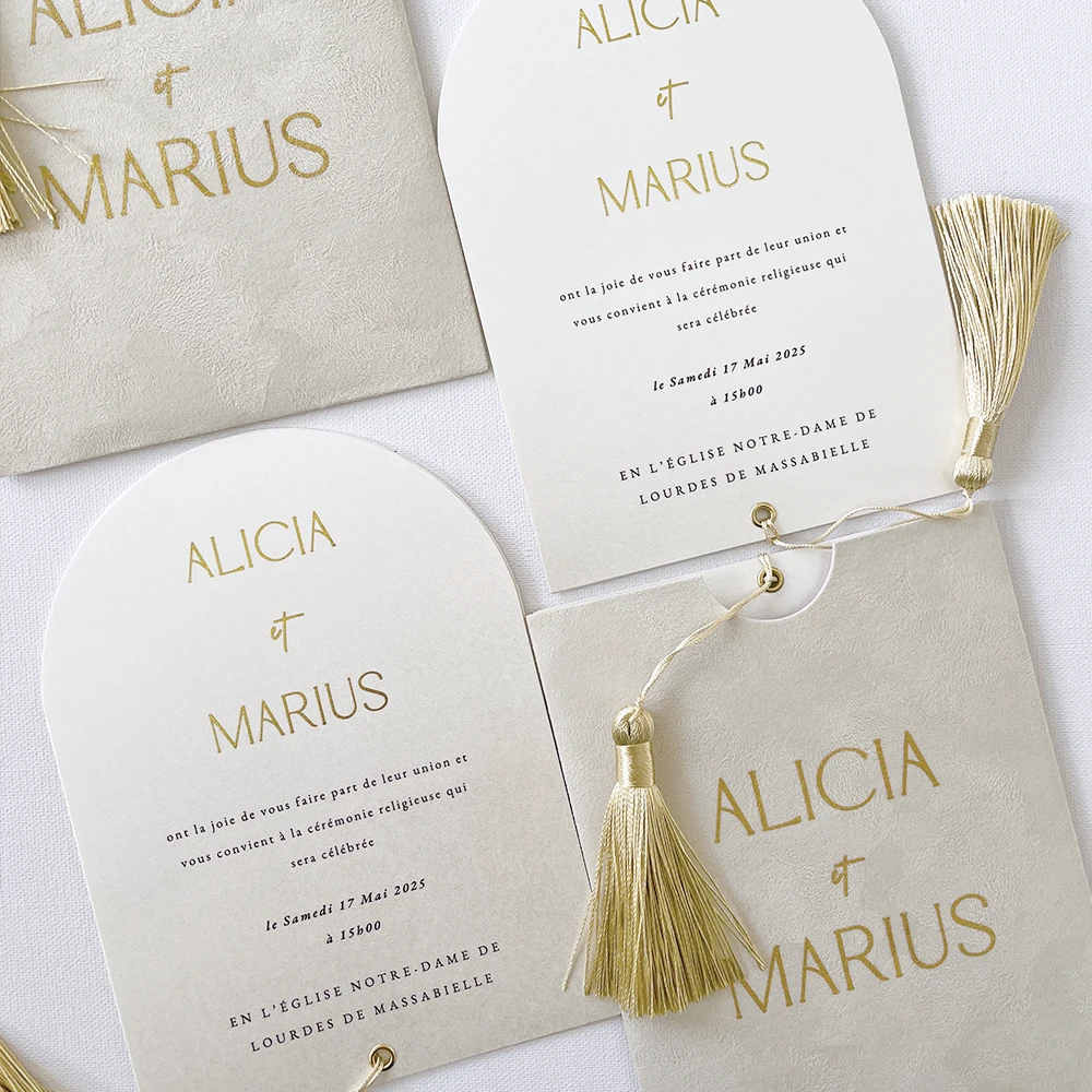 Personalized wedding Invitation card Letter Business velvet decorated envelope three Inner page with foil gold print