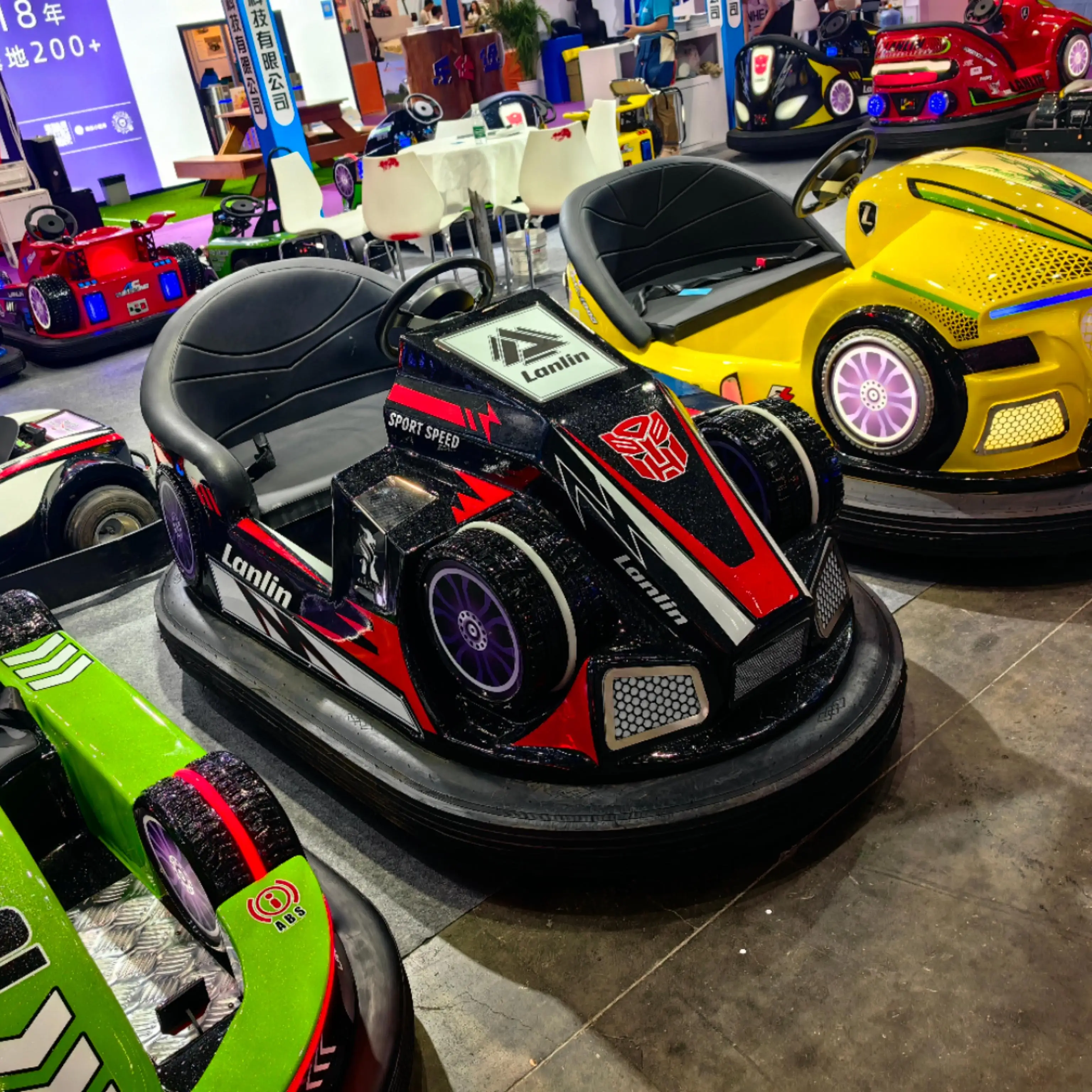 China Manufacturers' Portable Indoor/Outdoor Electric Dodgems Bumper Car Battery Powered for Amusement Park Available for Sale