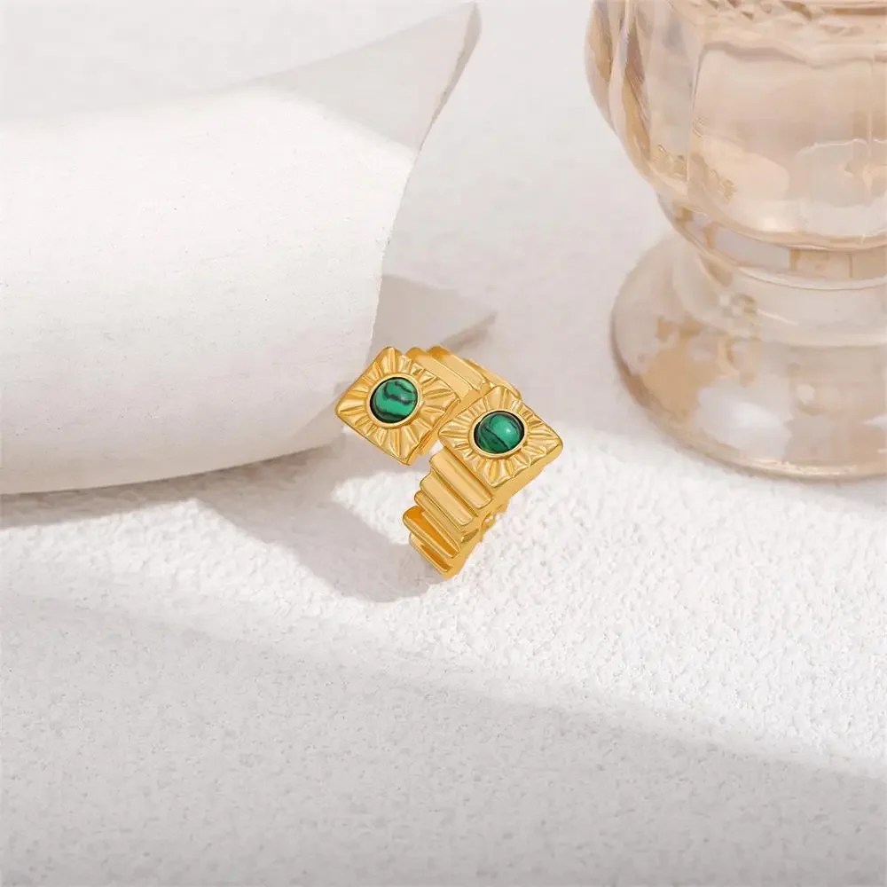 Gothic Gold Color Twist Fold Square Texture Open Rings Natural Turquoise Stone Geometric Knuckle Ring Unique Jewelry Accessories