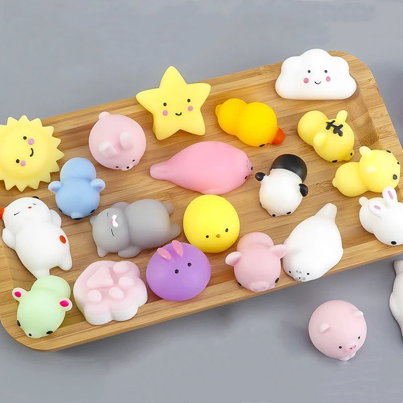 

50pcs Animal Pinches the Music Creativity Novel Cute Pet Decompression Springback Soft Doll Toy Stress Relief Toys