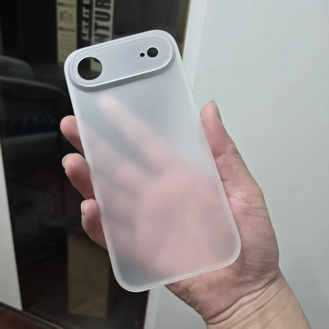Luxury Ultra Thin Clear Translucent Anti-Drop Slim Protective Cover