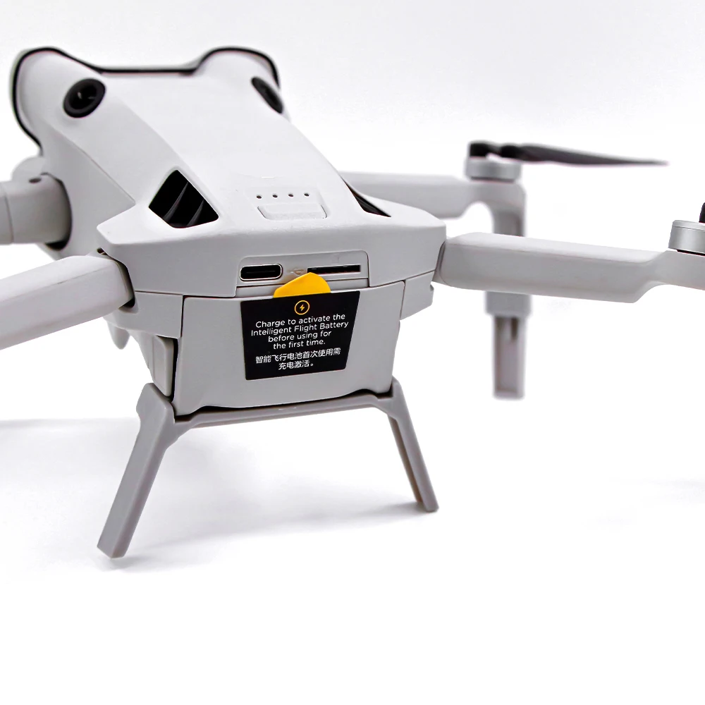 Hélice de drone anti-poussière bleu profond en gros plan, design durable pour DJI Mini 3 Pro
