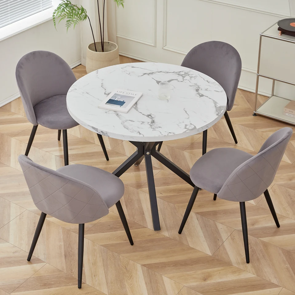 Juego De 4 Sillas De Comedor Tilde De Terciopelo Color Crema. | Leroy