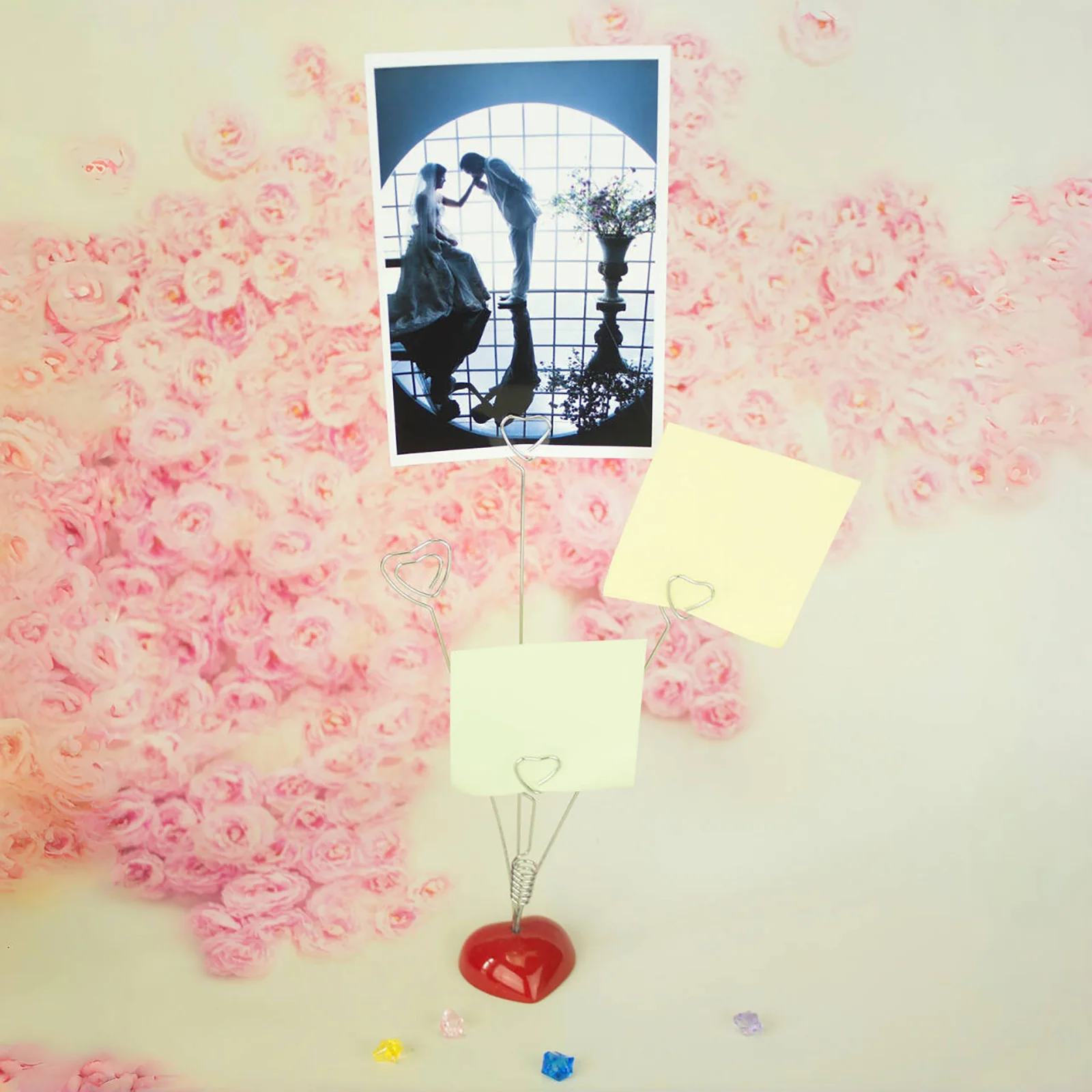 Photo Card Holder Red Heart Base 4 Heart Wire Clip Multi Message Memo Picture Clamp Table Place Card Wedding Favo Decoration plastic clips monitor memo board clip