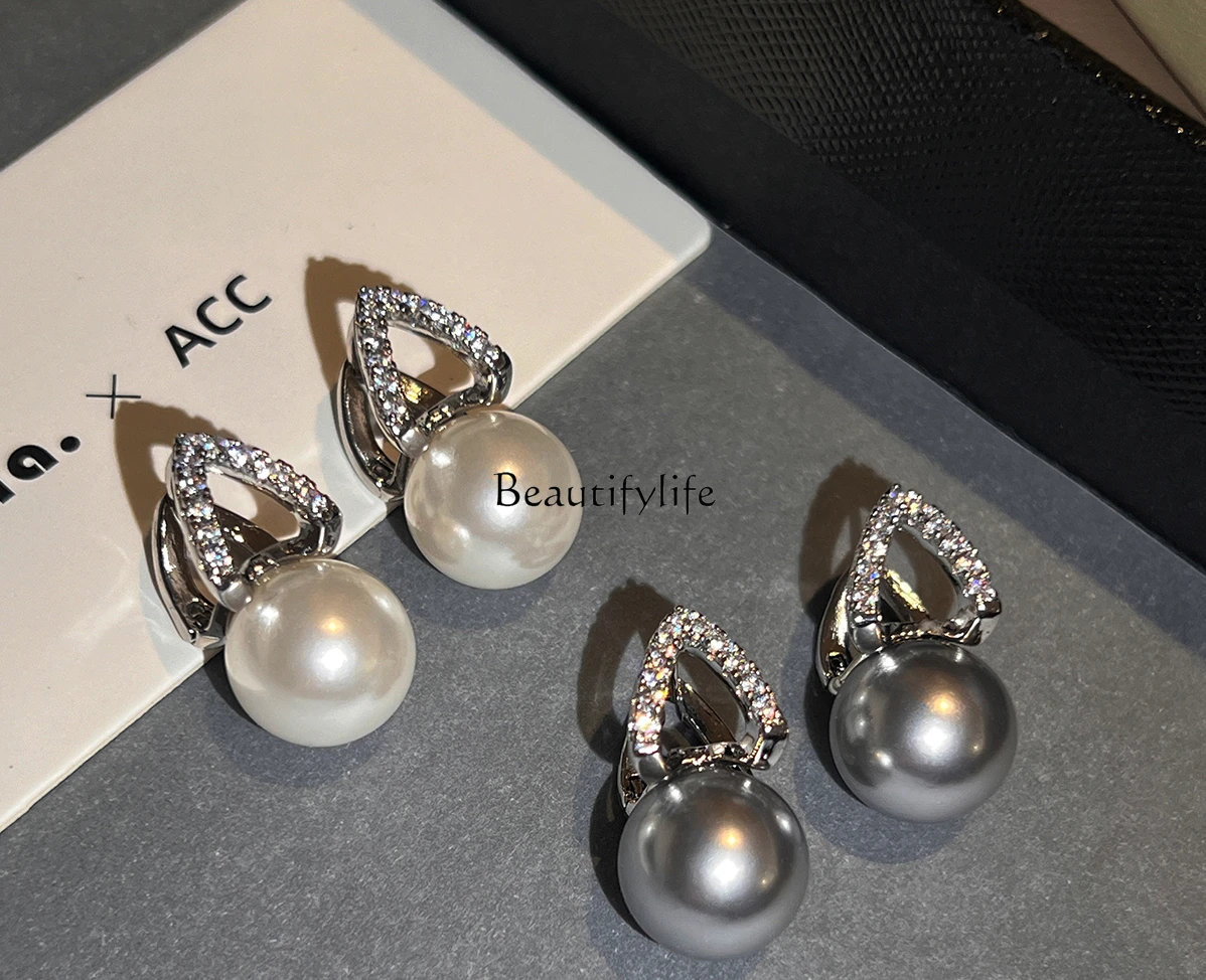 

Women's Autumn and Winter High-Grade Tahitian Gray Full Rhinestone Zircon Earrings Temperament