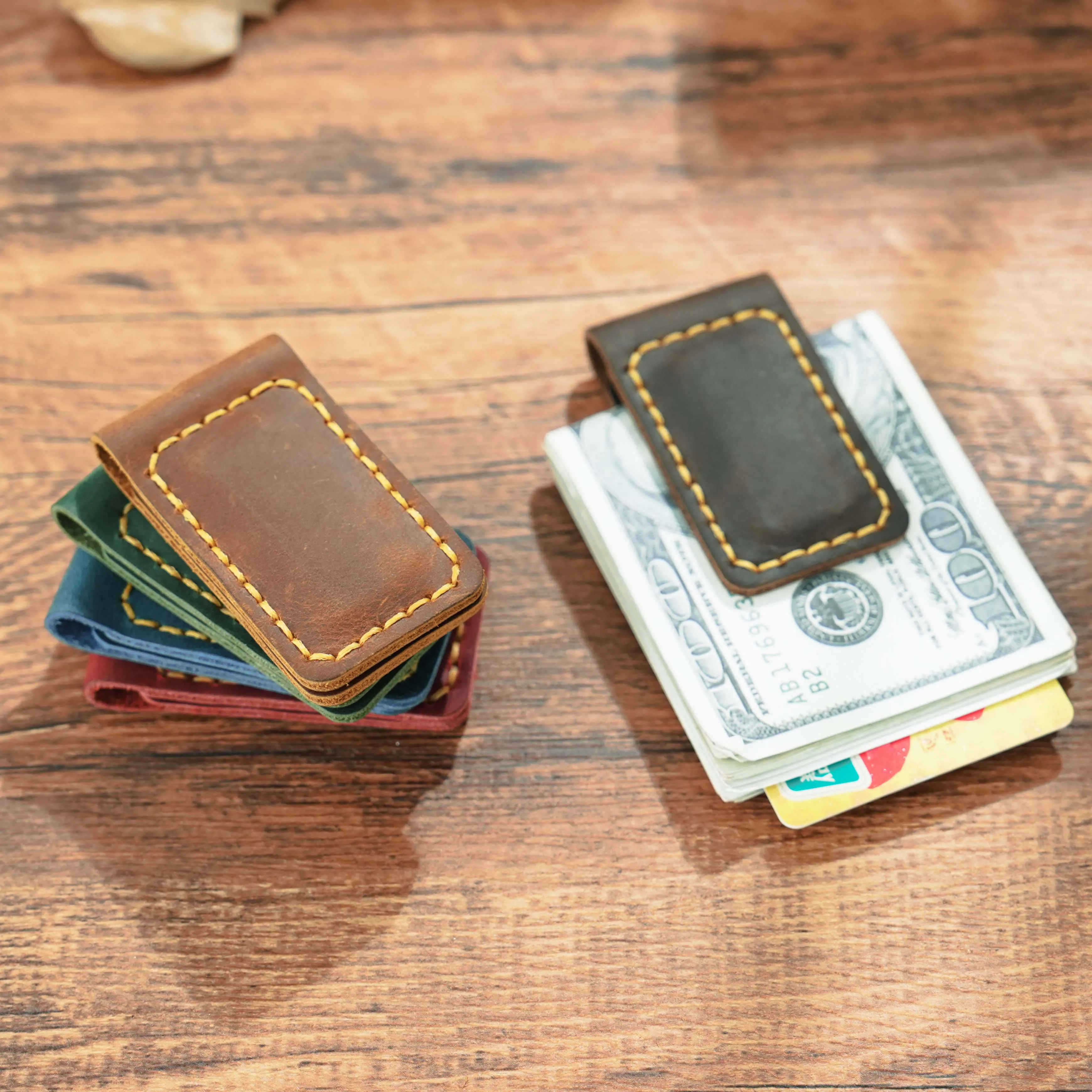 Handcrafted Vintage-Style Magnetic Bookmark and Money Clip Premium Full-Grain Leather with Rustic Distressed Finish Artisanall metal money clip