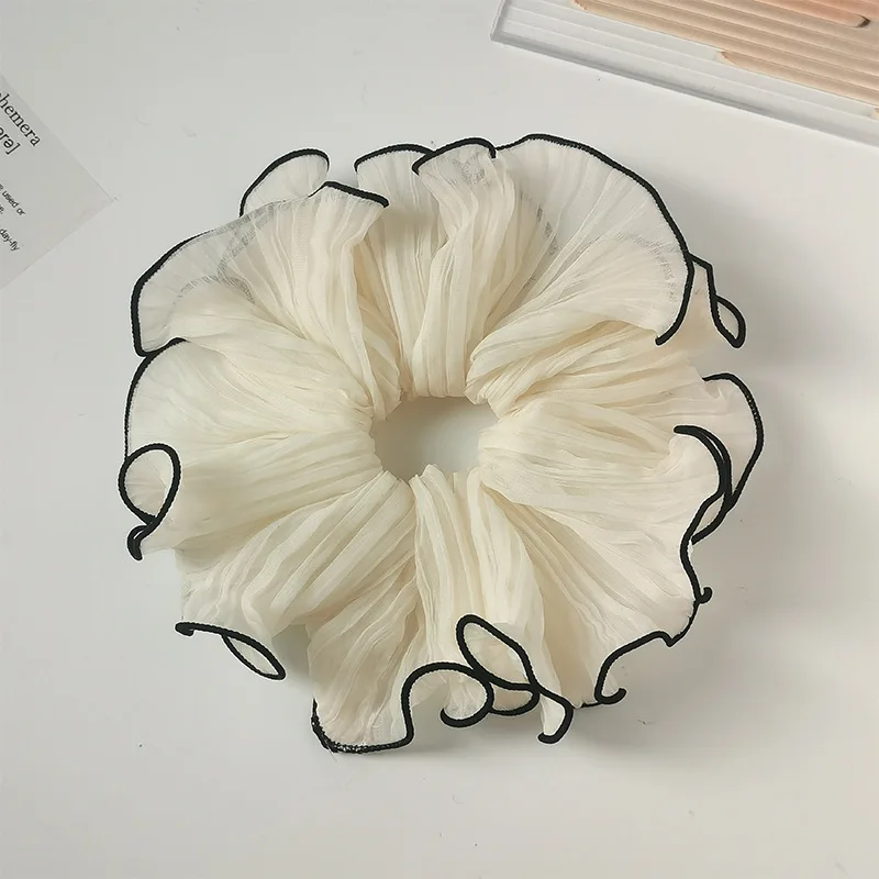 Elegant Women's Hair Scrunchies - Trendy and Versatile Hair Accessories