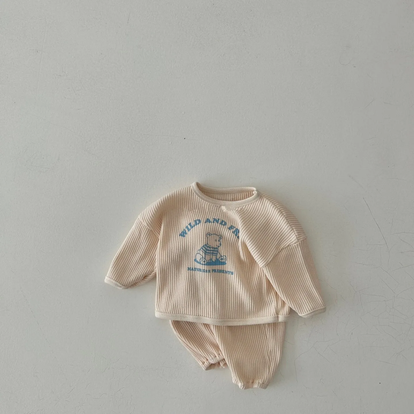 Korean Children's Wear Children's Bear Suit Spring and Autumn Baby Cute Cartoon Waffle Sweater Leggings Casual Suit Kids Clothing Set