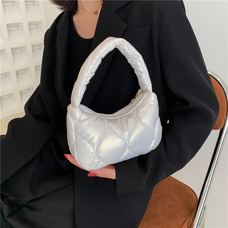 

Lady Pillow Underarm Bag Shoulder Purse Bags Lightweight Shoulder Bags For Women Winter Pouch Zipper Female Handbag Clutch