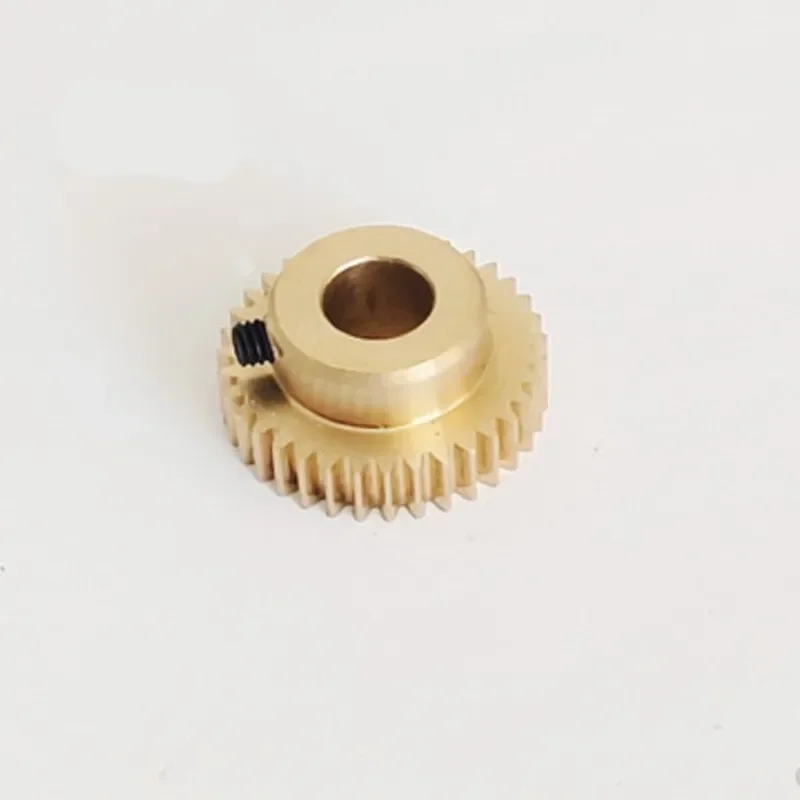 2PCS/LOT 0.5M 20 21 22 23 24 25 26 27 28 29 30 31 32 33 34 35 Teeth Brass Step Spur Gear bore 3/4/5/6/mm