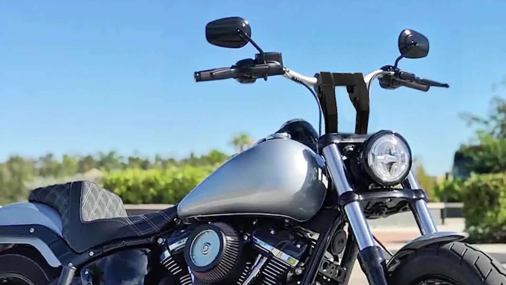 10" Motorcycle Handlebar Riser Extender For Harley Softail Models 2018-Up - Black CNC Machined