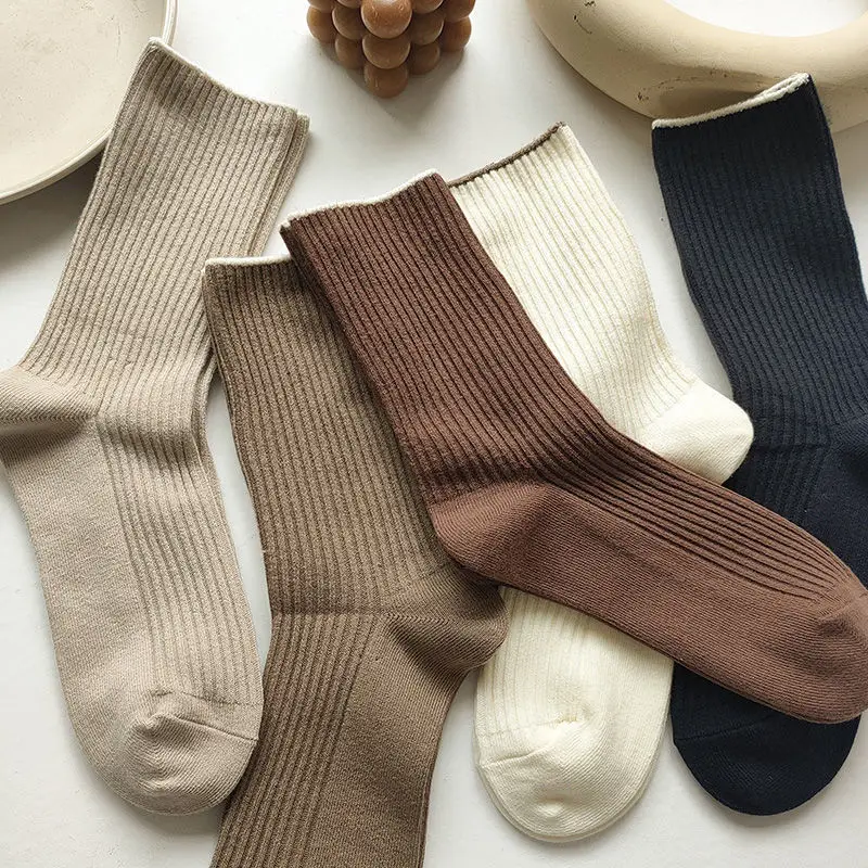 5 Pairs Of New Japanese Set Solid Color Casual Cotton Autumn Simple Women's Medium Length Socks_voghion.com