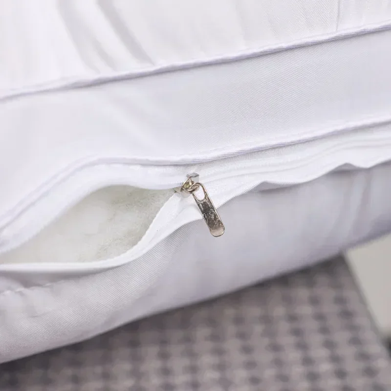 Luxurious 5-Star Hotel Quality Pillow 990g 20x30 Inches Deep Sleep Neck Support Non-Collapse High Pillow Core For All Seasons 4