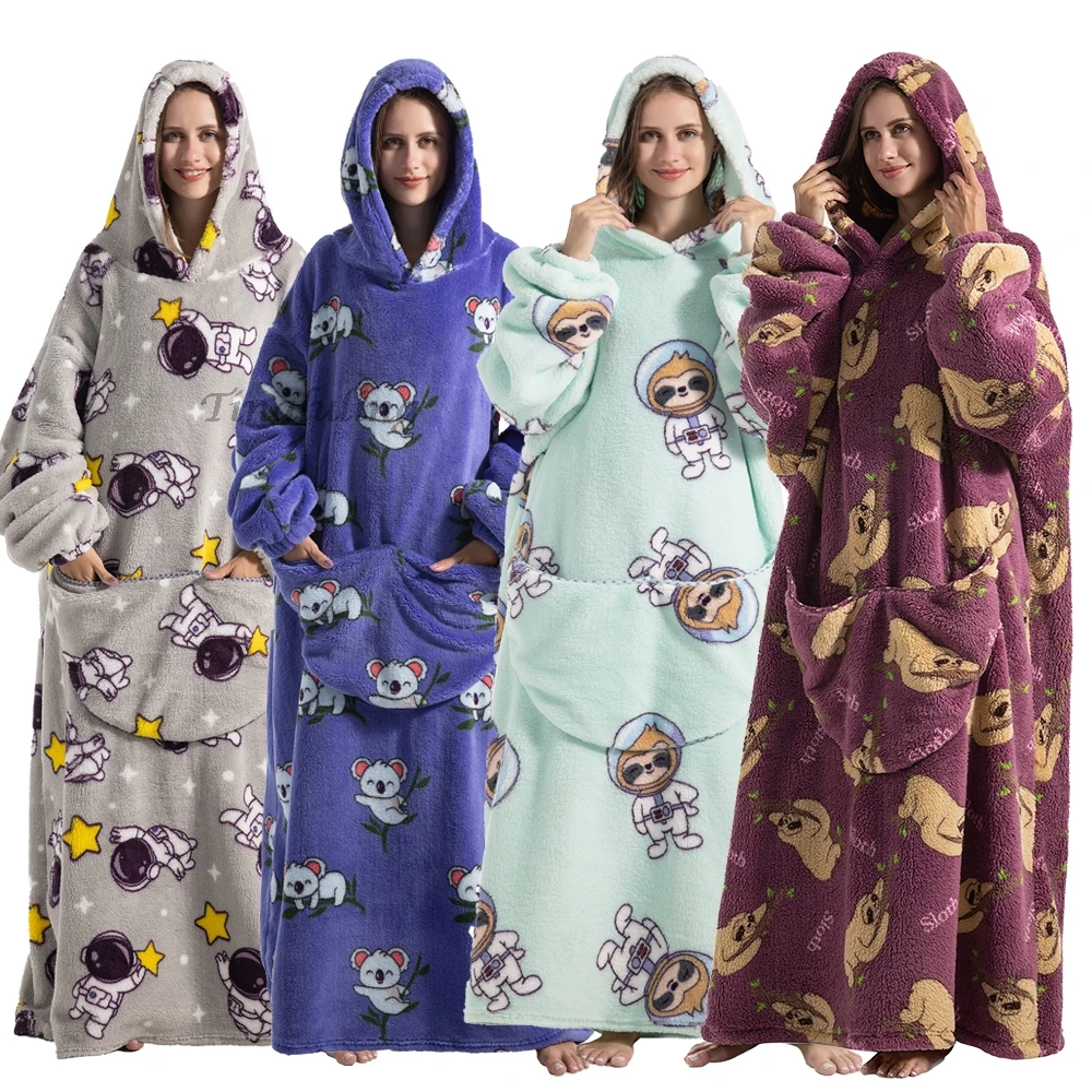 Winter Warm Flannel Teenager Women Men Bathrobe Wearable TV Blankets Super Long Sherpa Kids Robes Family Look Clothes Pajamas