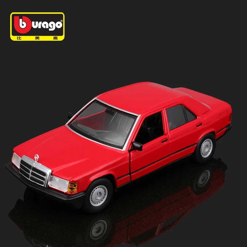 

Модель автомобиля Mercedes Benz 190E 1987 в стиле ретро 1:24 Bburago, литой под давлением, роскошный автомобиль, винтажная модель, коллекционная игрушка, орнамент