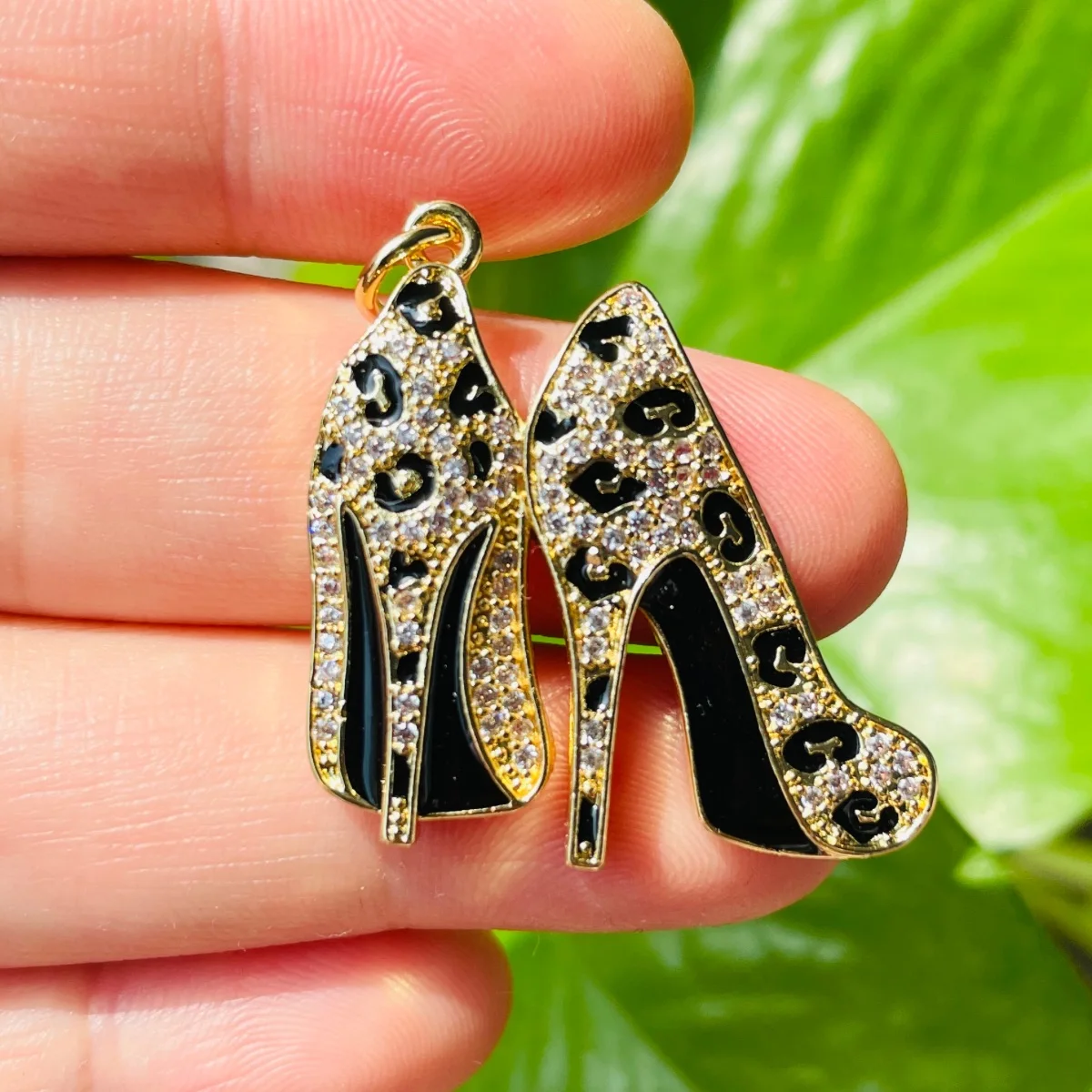 5pcs Leopard Printed High Heels Charms Zirconia Paved Fashion Shoe Pendants for Women Bracelet Necklace Making Jewelry Accessory