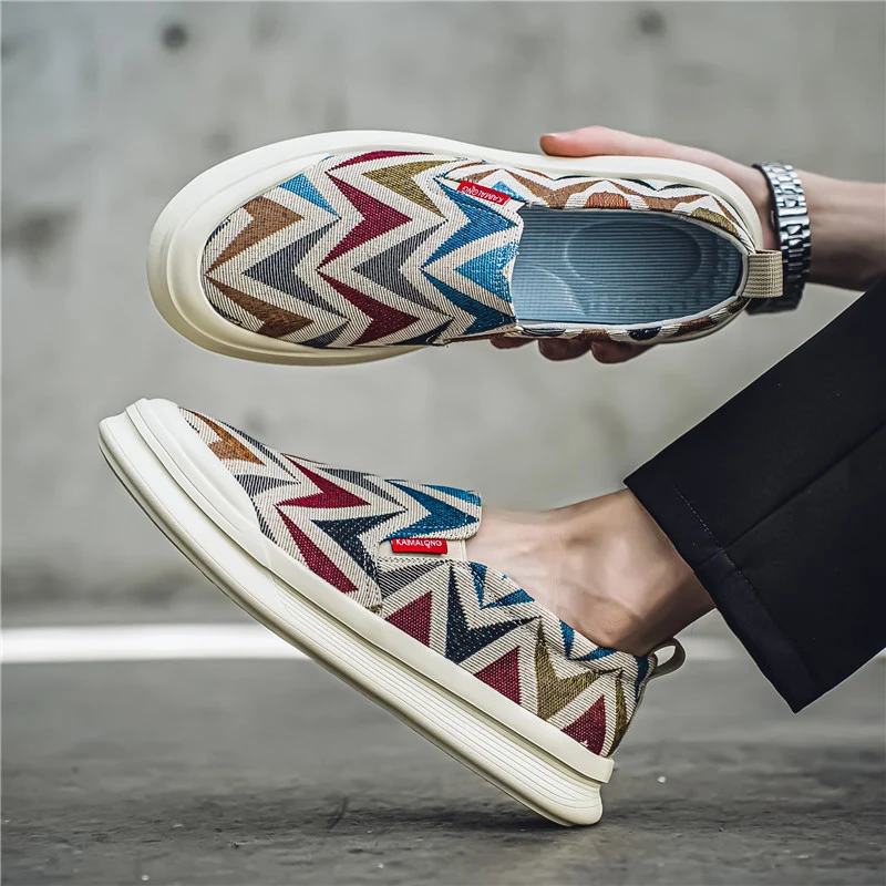 2024 Designer Print Canvas Loafers Men Summer Harajuku Style Slip-on Sneakers For Men Espadrilles Bold Men's Vulcanized Sneaker