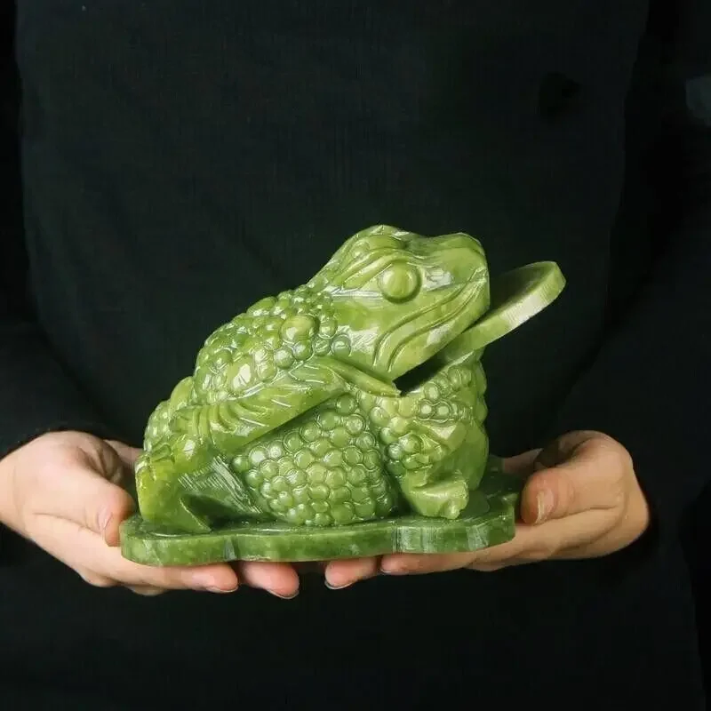 Feng Shui Decor Natural Jade Carved 3 Legged Toad Coins Statue Money Frog Ingots 2