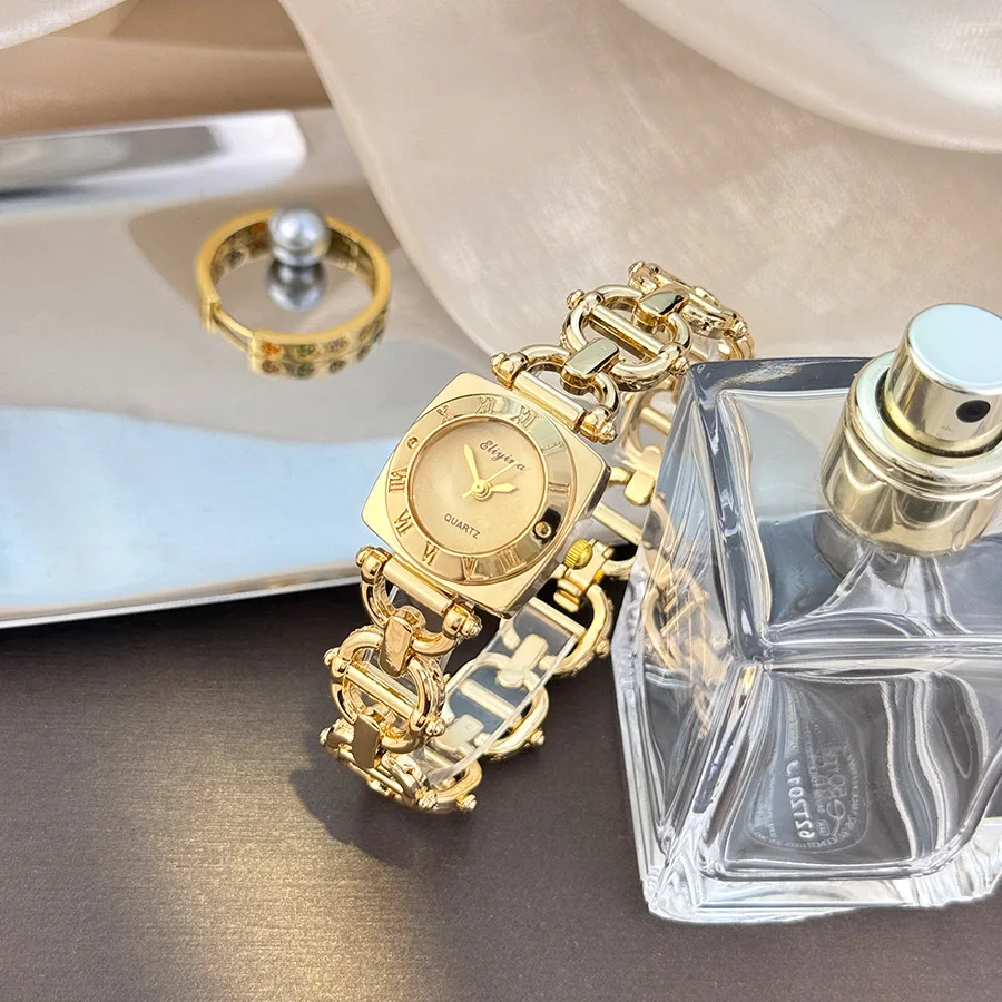 Square women's watch Roman scale hollowed out number bracelet women's watch