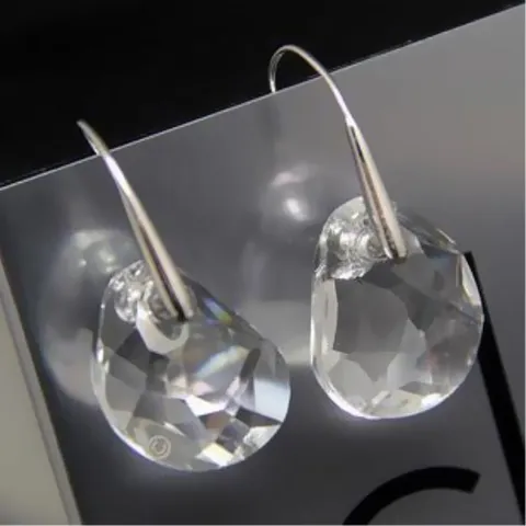 Sweet Hollow Round Imitation Peals Hanging Earrings For Women Trendy Temperament Earrings Wedding Jewelry Girl Gift