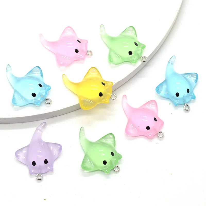 10pcs Cute Colorful Manta Rays Fish Resin Charms Cartoon Animal Pendant For Earring Keychain DIY Jewelry Make