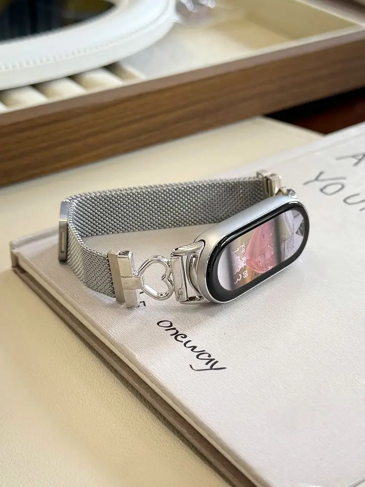 Heart-Shaped Milanese Mesh Magnetic Watch Strap with Clasp