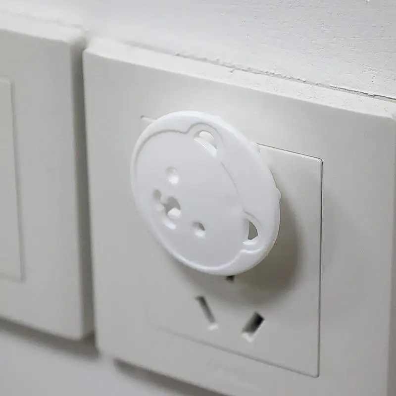 Child Proofing Plug Covers Outlet Plug Insulation Protector Cover Bear Design Child-Proof Electrical Covers For Hotel Room
