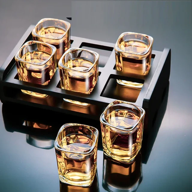 6-Pack Stainless Steel Shot Glasses with Leather Case, Metal Shooters for  Whiskey, Tequila, and Other Liquor (2 oz) 