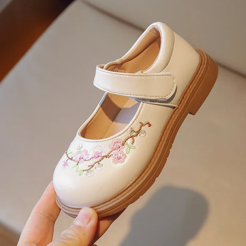 Kleinkinder Mädchen Lederschuhe Kinder Mary Jane Stickerei Blumen süße Retro Kind Prinzessin Wohnungen für Party 2024 Frühling neuen Chic