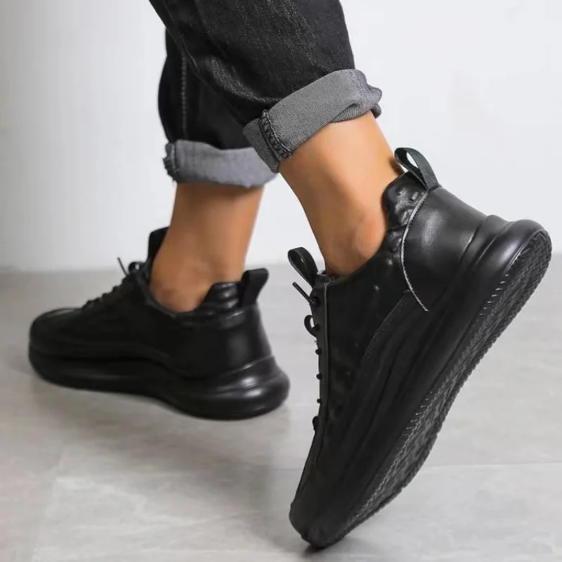 New Men's Casual Shoes Sneakers Trend Casual Shoe Italian Breathable Leisure Male Sneakers Non-slip Footwear Men