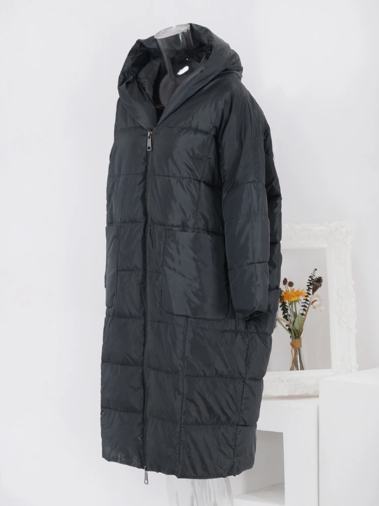 [EAM] New Winter Loose Parkas Hooded Long Sleeve Black Long Cotton-padded Warm Loose Big Size Jacket Women Fashion 2026 JD12101