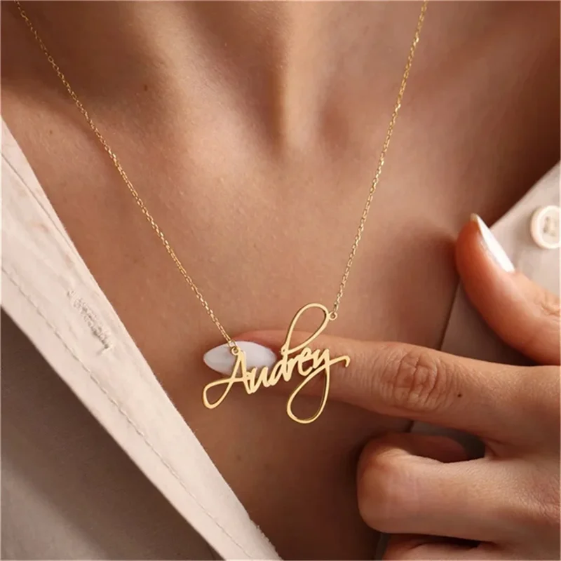 

Valentine's Day Gifts Custom Name Stainless Steel Necklace Women Gold Chain Personalised Cursive Letter Pendant Collares Jewelry