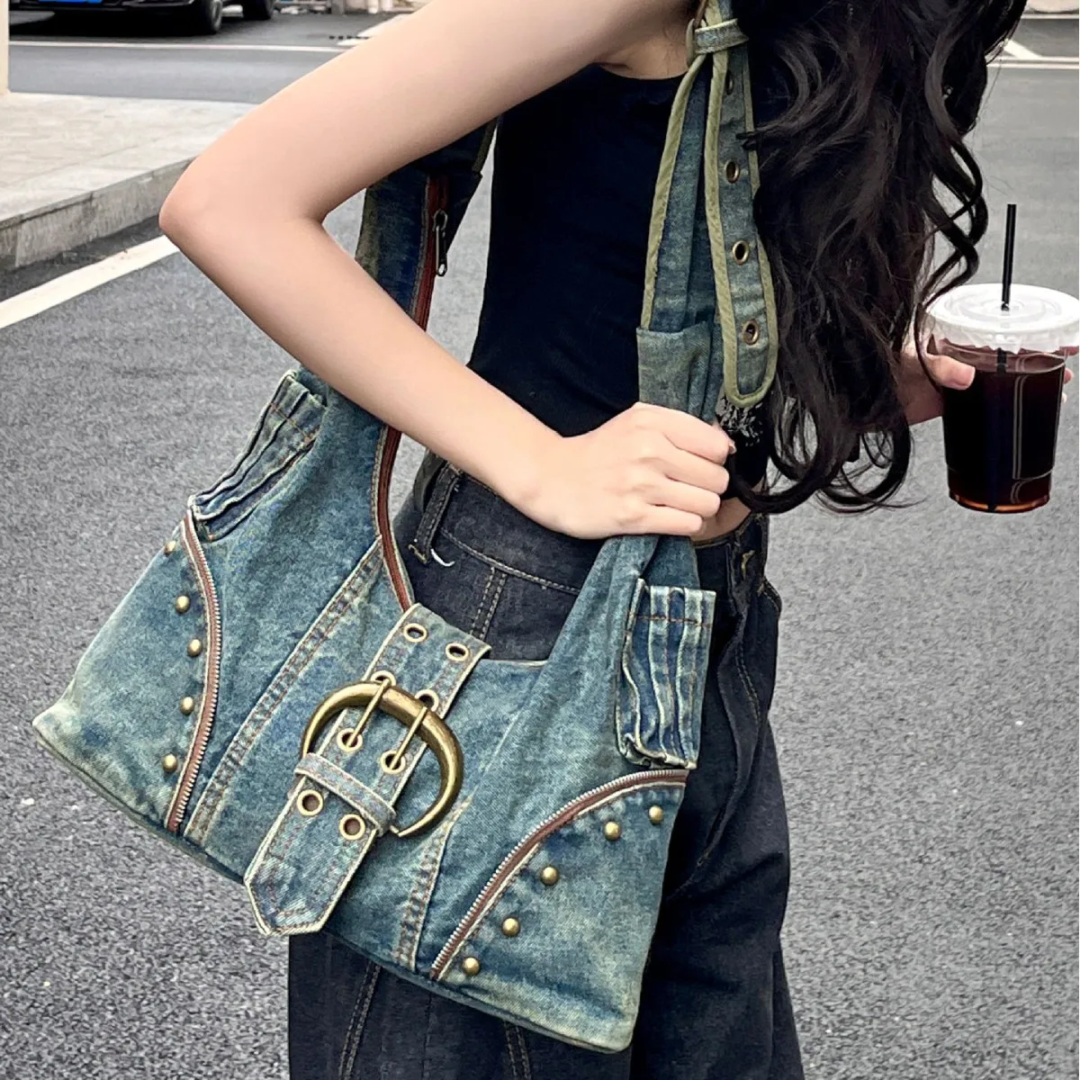New Denim Zipper Youth Crossbody Bags 2025 High Quality Luxury Sense Shoulder Bags Unique Design Wide Straps Tote Bags for Women