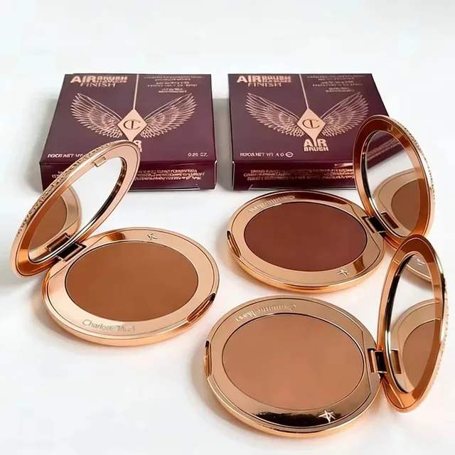 Charlotte Tilbury Poudre fixante compacte, Gloss à lèvres, Fond de teint, Fard à joues bicolore, Palette de fards à paupières, Léger, Délicat, Longue tenue 1