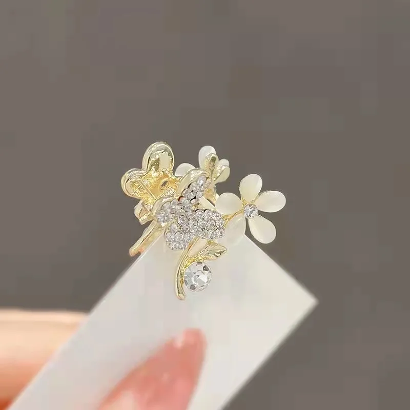 2024 New Alloy Rhinestone Women\'s Crab Hair Clips Shining Opal Side Barrettes Hair Bows Girl Headdress Spring Clip Accessories