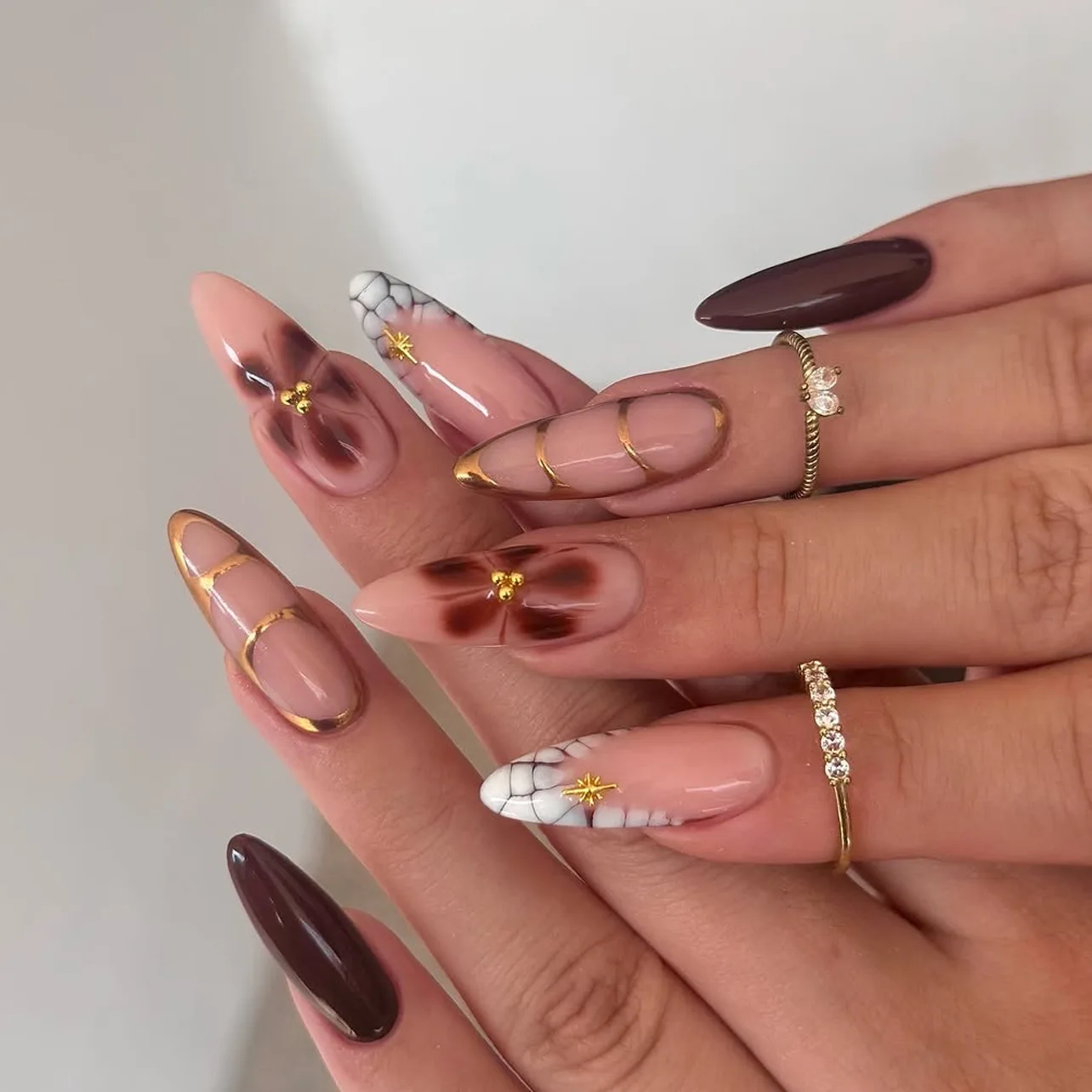 Nails Set with Golden Accents