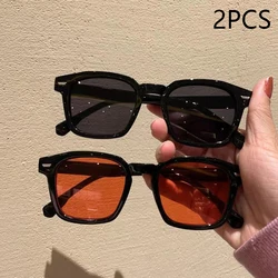 Unisex Vintage Cat Eye Sunglasses - Retro Fashion Design with UV400 Protection (Green)