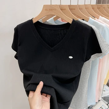 عالية الجودة بلون الخامس الرقبة تي شيرتات قصيرة الاكمام المرأة الصيف 2025 عادية فضفاضة تناسب تنوعا القمم Harajuku الشارع الشهير 2