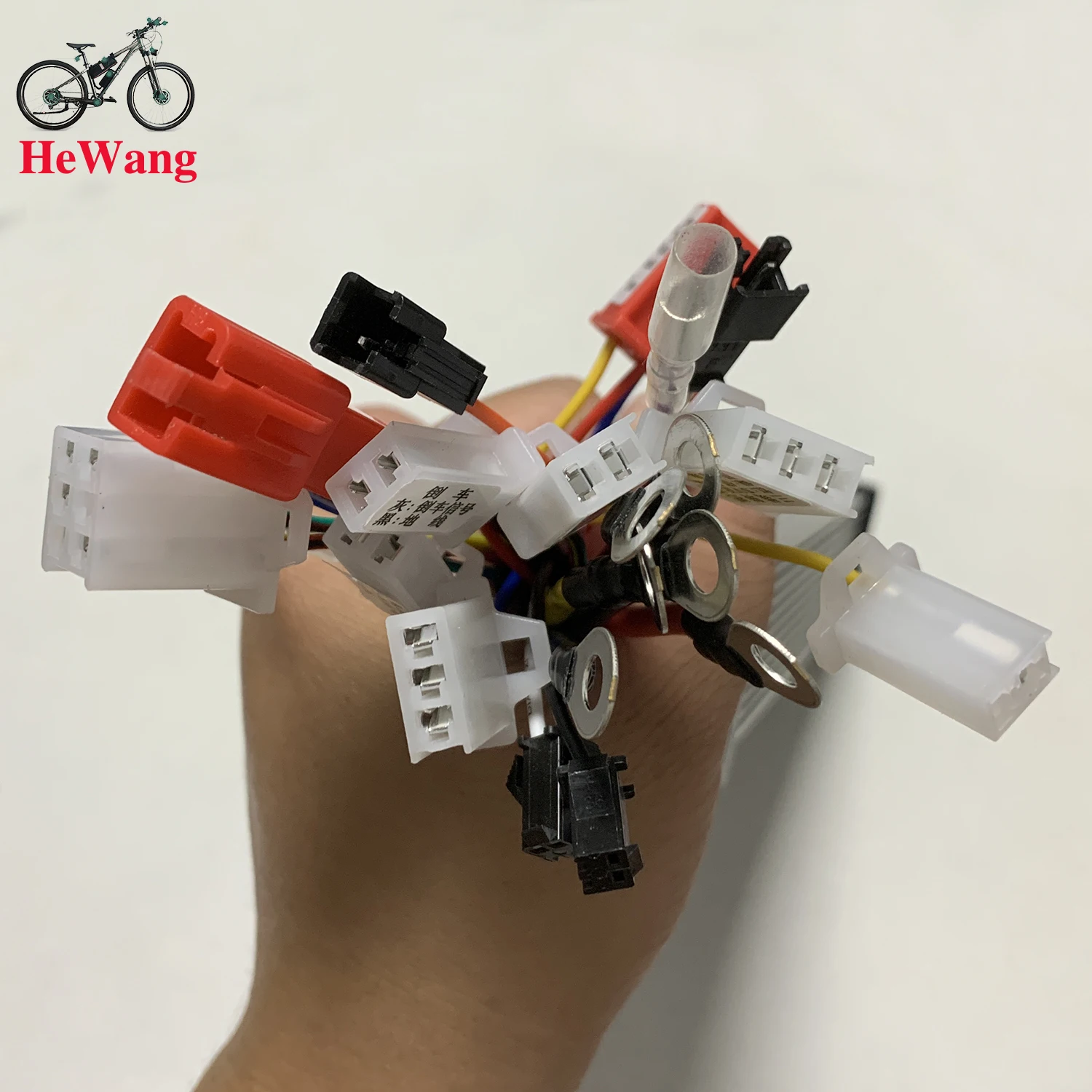 48V 52V 60V 72V 750W 800W E-bike Sine Wave Brushless Controller MAX 35A three-mo