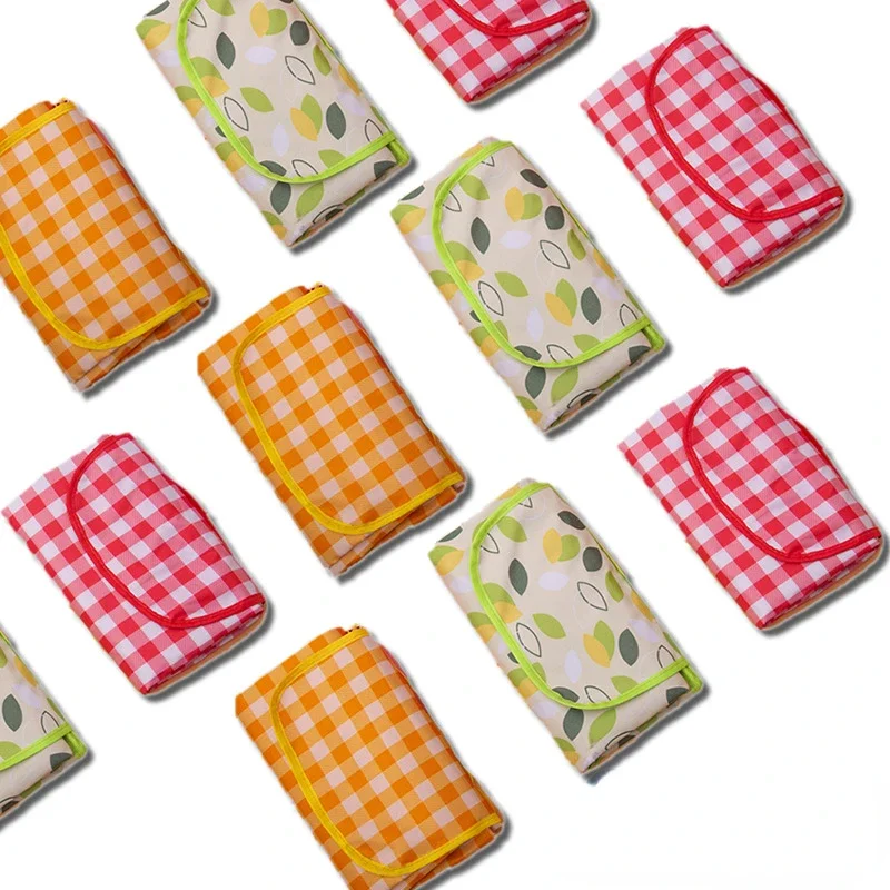 

110*150cm Fabric Picnic Mat Lawn Mat Camping Ground Mat for Picnic Portable Waterproof Beach Blanket Camping Camping Equipment